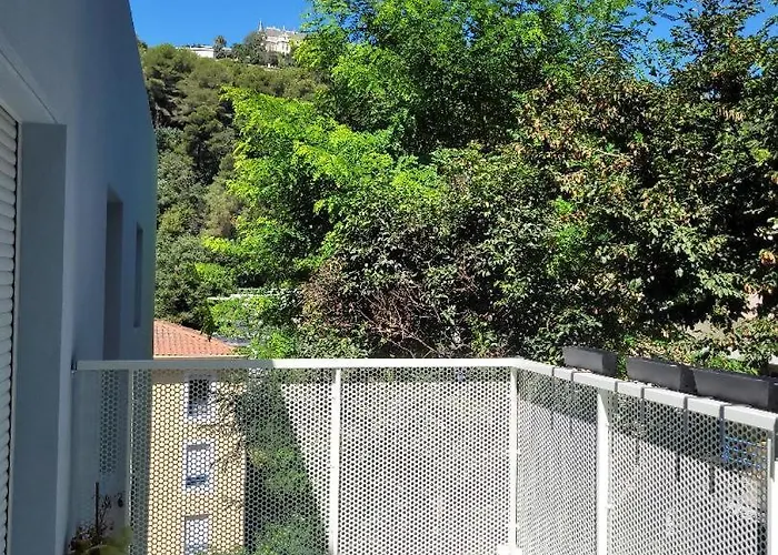 Appartement Avec Belle Terrasse
