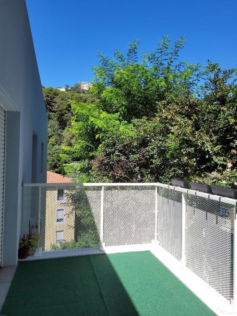 Avec Belle Terrasse * Nizza